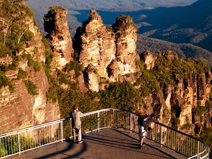 Three Sisters Echo Point Lookout