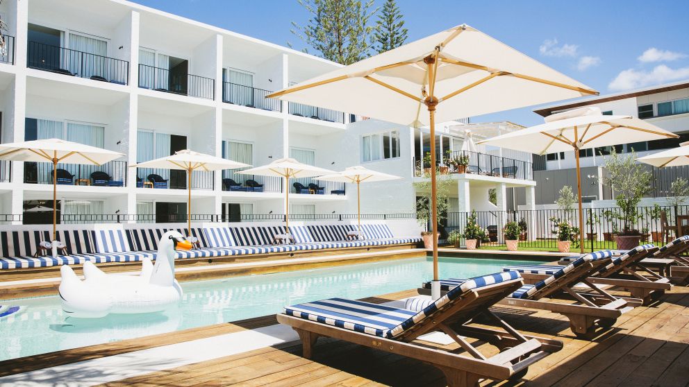 Swimming pool in boutique hotel Halcyon House, Cabarita Beach
